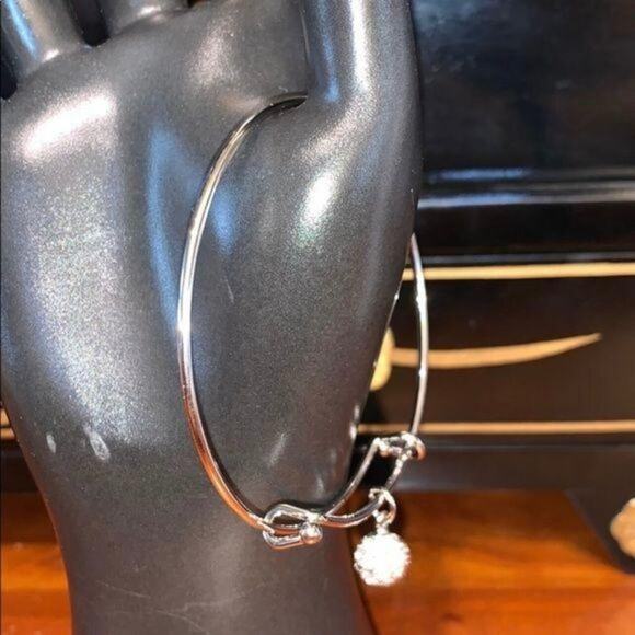 Swarovski Crystal Fireball Bangle Bracelet Silver - Picture 12 of 16